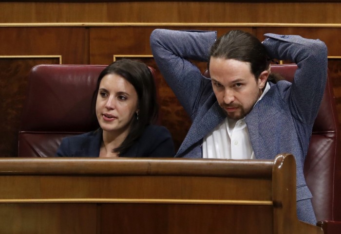 Irene Montero y Pablo Iglesias, la pareja más mediática y 'polémica' de Unidas Podemos