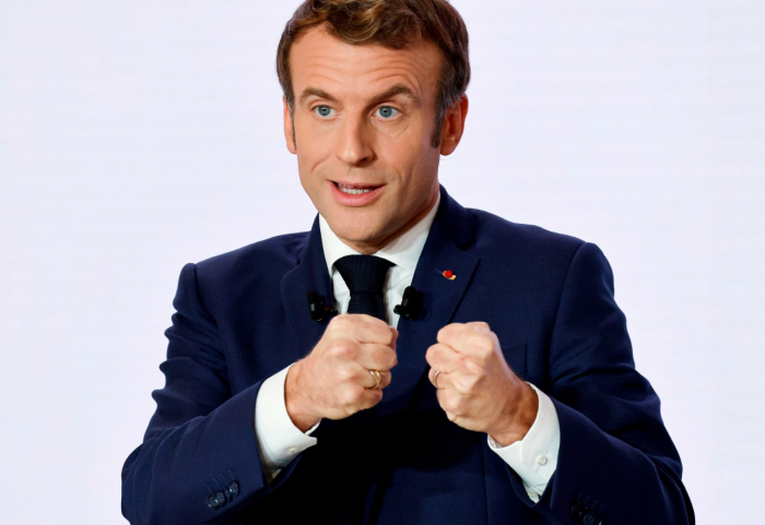 El pelo de Emmanuel Macron puede costarle las elecciones