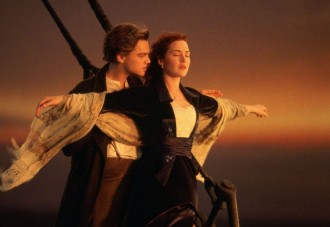 Un hombre muere tras intentar recrear la escena más famosa de Titanic con su novia