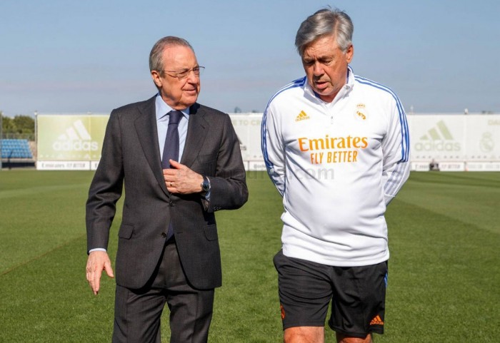 El Real Madrid cambia su plan para fichar a un delantero: Florentino y Ancelotti llegan a un acuerdo