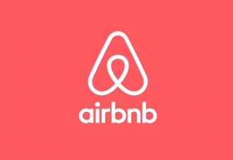 El impactante y aterrador descubrimiento de dos jóvenes en un apartamento de Airbnb