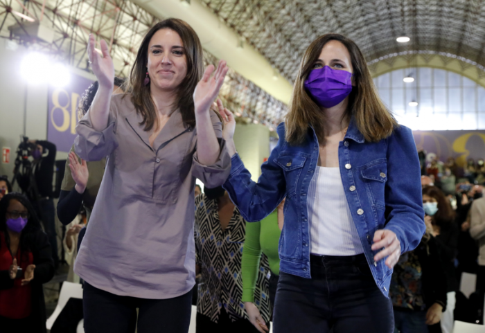 El feminismo 'de pega' de Podemos con el que engañan a todos los españoles