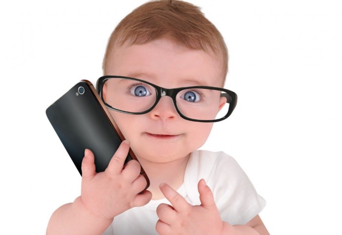 ¿A qué edad se le puede dar su primer teléfono móvil a un niño?
