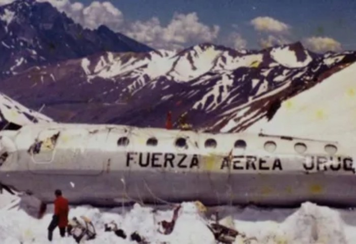 Se cumplen 50 años del accidente de avión en Los Andes: un suceso con tintes de tragedia y milagro