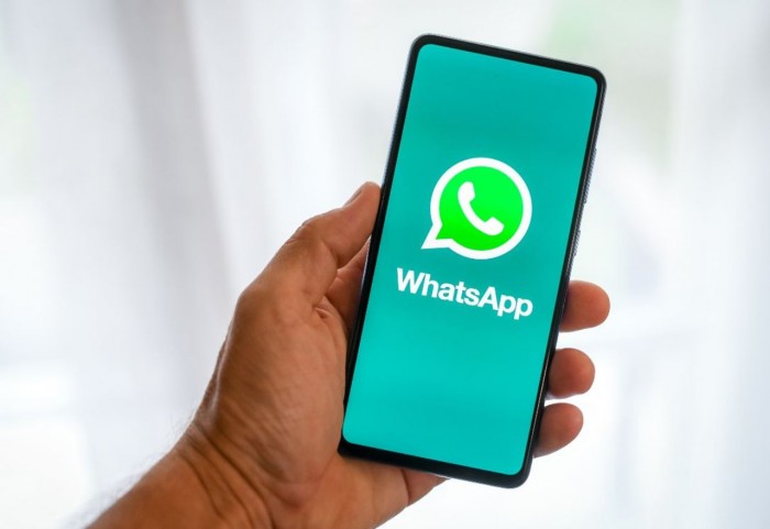 Los trucos para 'sobrevivir' a los grupos de WhatsApp del colegio