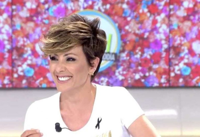 Sonsoles Ónega le da un bofetón sin manos a Telecinco: la presentadora hunde a la competencia