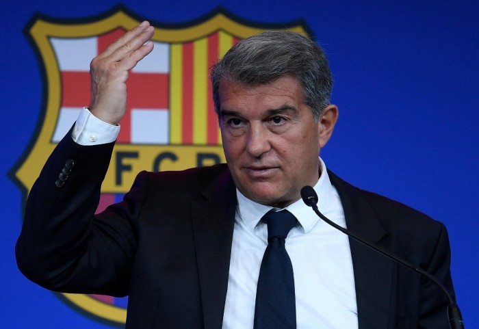 El gesto más rastrero y feo de Laporta que merece dimisiones en cadena en el Barça