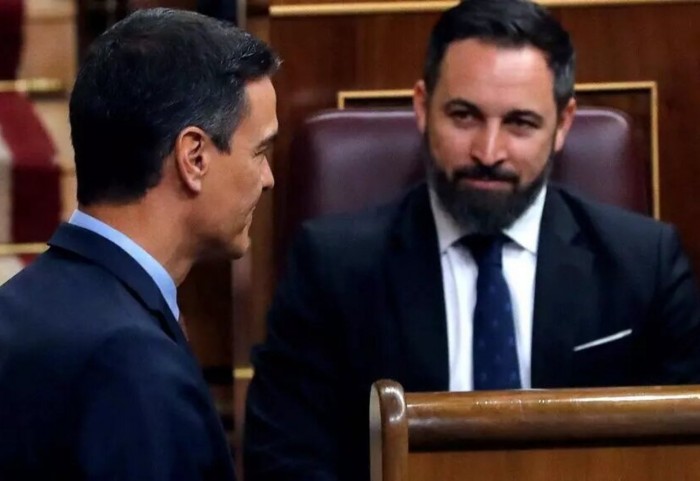 La comparación de Abascal que deja por los suelos a Pedro Sánchez: 'palo' descomunal al líder del PSOE