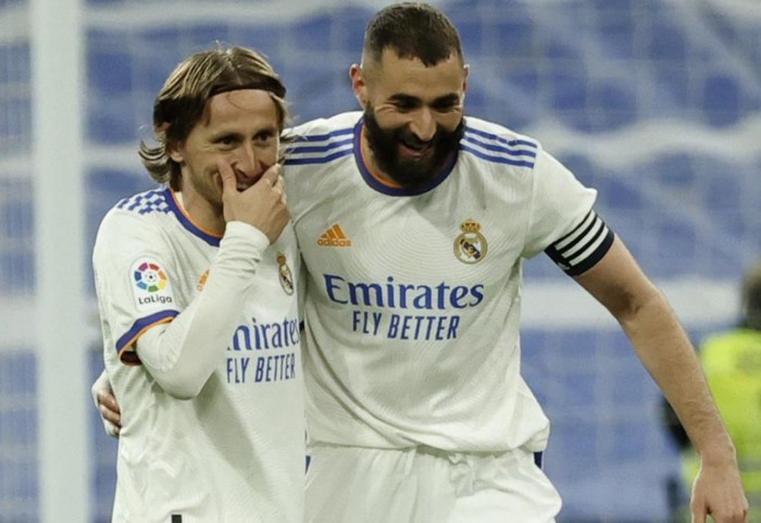 El Real Madrid toma la decisión final: Benzema y Modric ya saben la postura del club con sus renovaciones