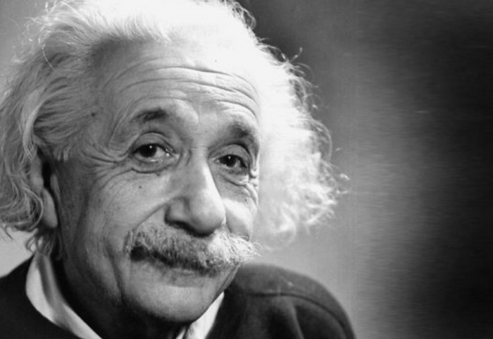 ¿Qué mensaje dejó escrito Albert Einstein para las personas del año 6939?